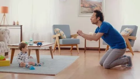 Samsung - Ayaz Kalkıp Yürüyor - Rafet El Roman Reklamı