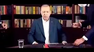 Erdoğan'ın Kamerası Açık Kalınca Diyaloglar Ekrana Yansıdı