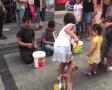 Sokak Sanatçıları Çocuklardan Efsane Çav Bella