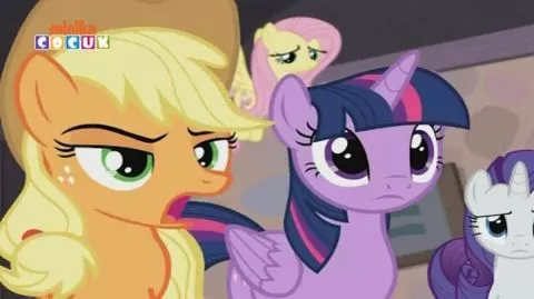 My Little Pony 5. Sezon 1. Bölüm - Equestria Kasabası