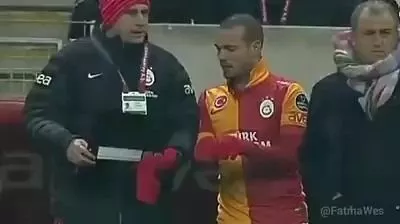 W. Sneijder - Attığı İlk Ve Son Golü