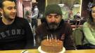 Sokaklarda Karton Toplayan Mehmet Abiye Doğum Günü Sürprizi